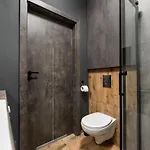 Apartment Woronicza 80 Modern By Bookinghost