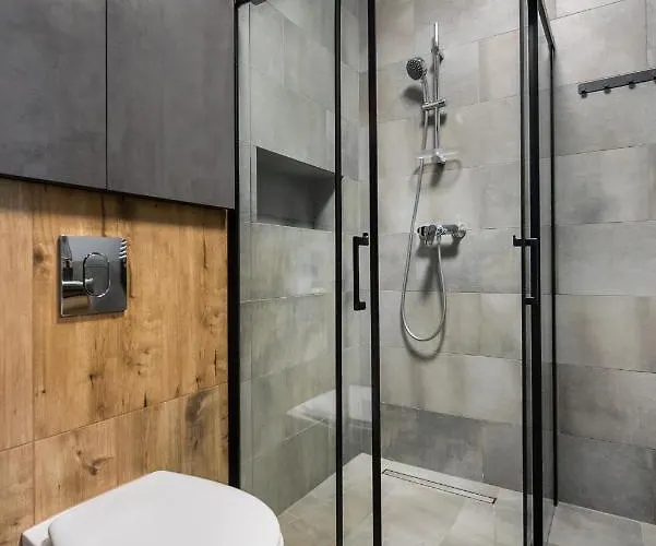 Woronicza 80 Modern By Bookinghost * Varsó